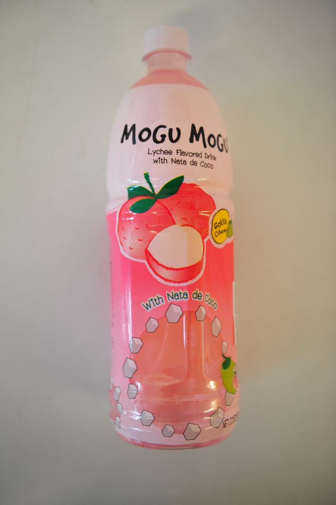 Mogu Mogu - Lychee Juice with Nata De Coco - BIG - 1000 ML