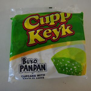 Rebisco Cupp Keyk Buko Pandan (Cupcake With Coco Flakes) 330g